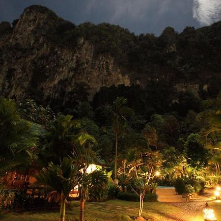 วิภา ทรอพิคอล รีสอร์ท Ao Nang ภายนอก รูปภาพ